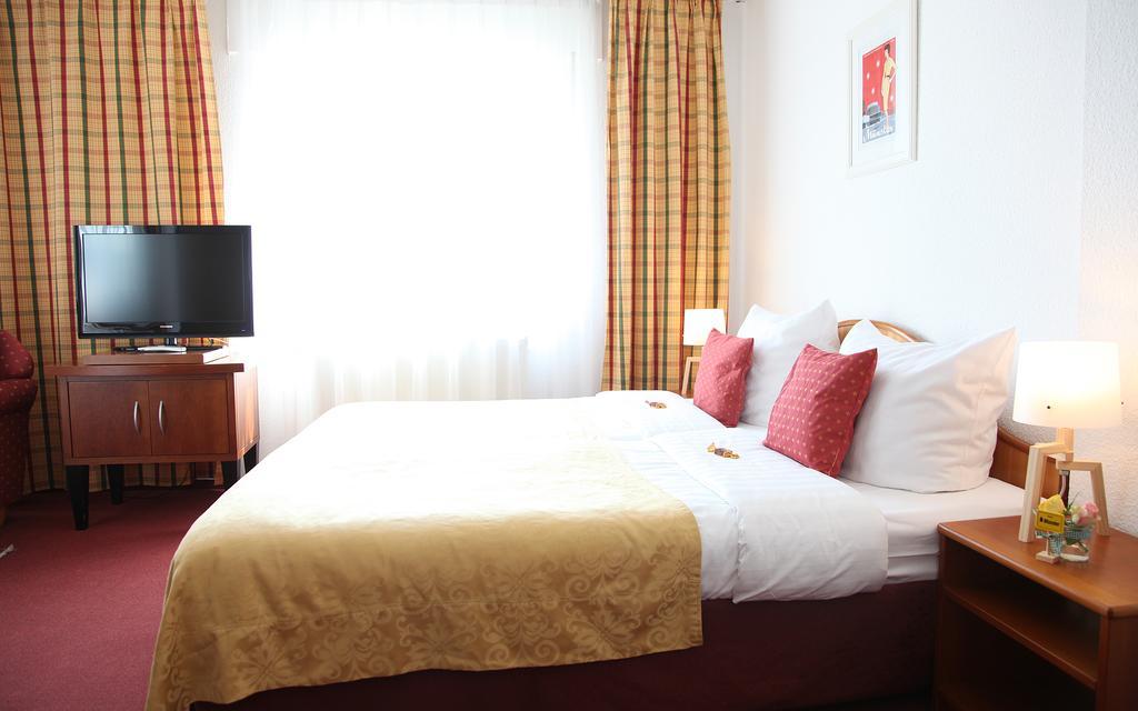 Cityhotel Amadeus Munster  Rom bilde