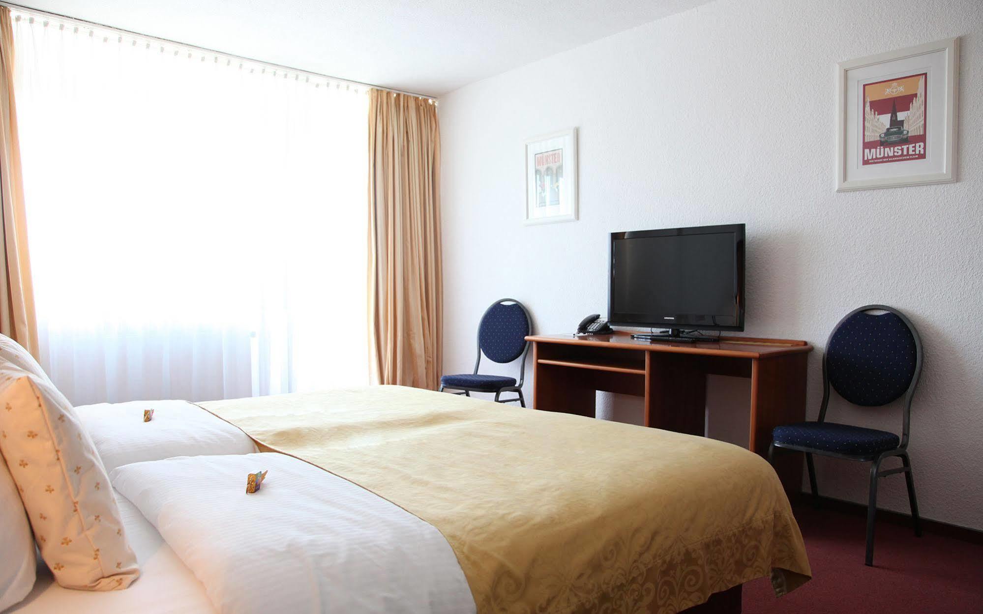 Cityhotel Amadeus Munster  Eksteriør bilde